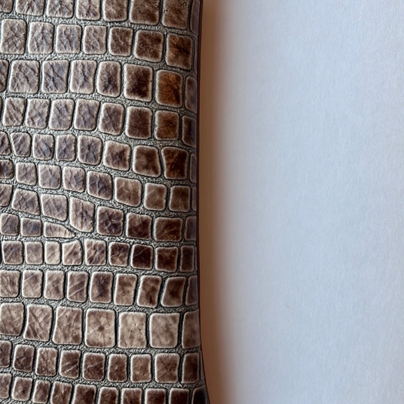 NEW Leather cell phone crossbody/pouch - Picture 6 of 12